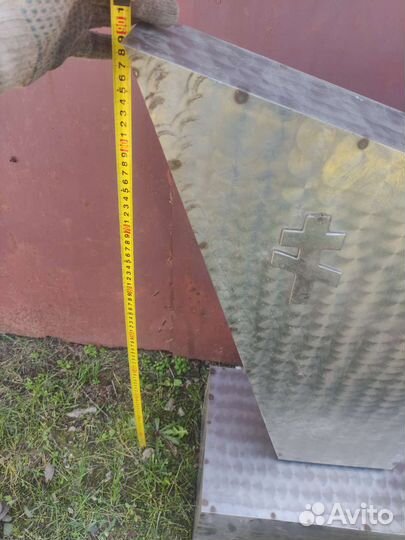 Памятник из нержавейки