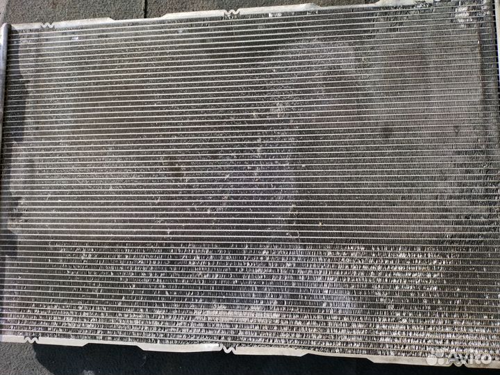 Радиатор охлаждения audi S5 8T 4.2