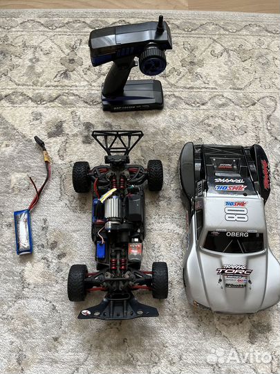 Traxxas slash 1/16 VXL