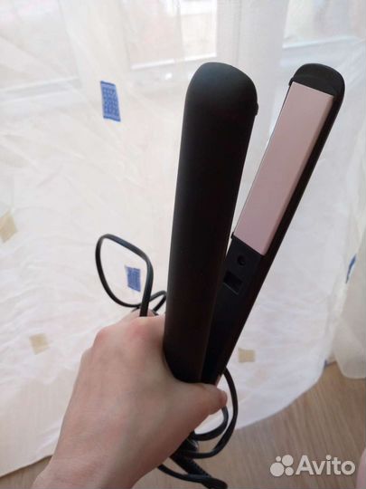 Выпрямитель для волос