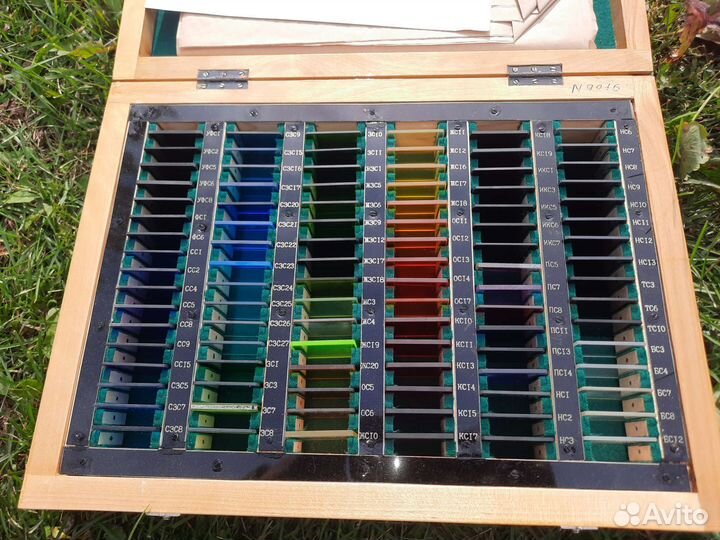 Образцы цветных оптических стёкол