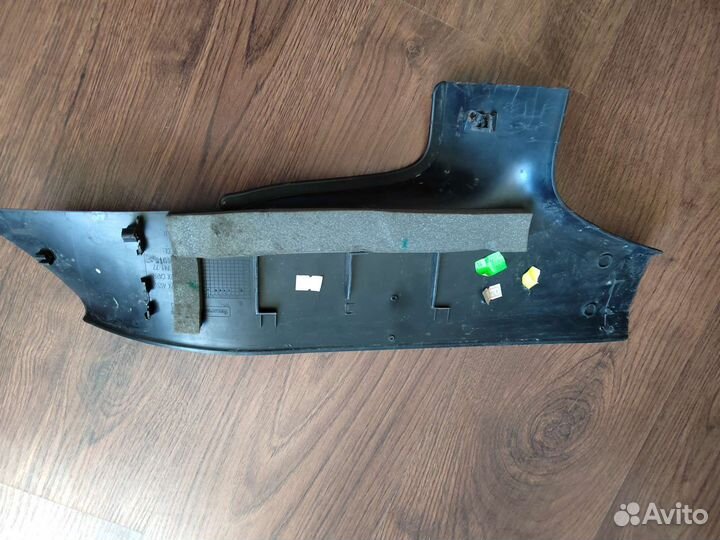 Накладка порога внутренняя заднего левого Peugeot