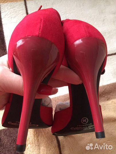 Классические туфли