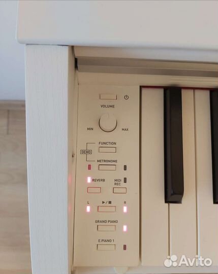 Цифровое пианино casio privia PX770 - гарантия год