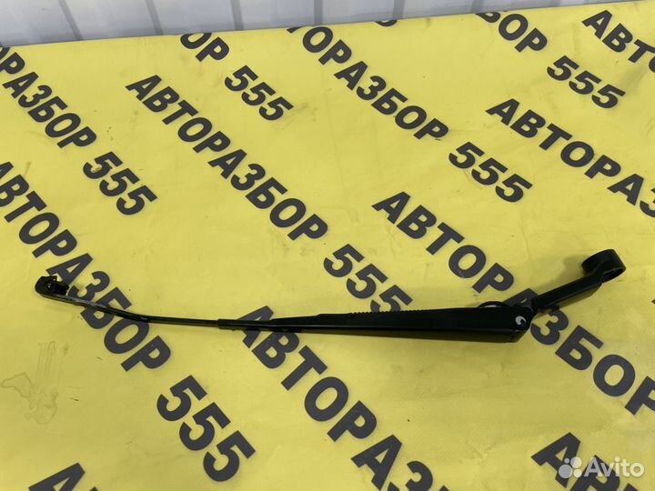 Пoводoк стeклоочиcтителя R Сhеvrоlet Lаcеtti