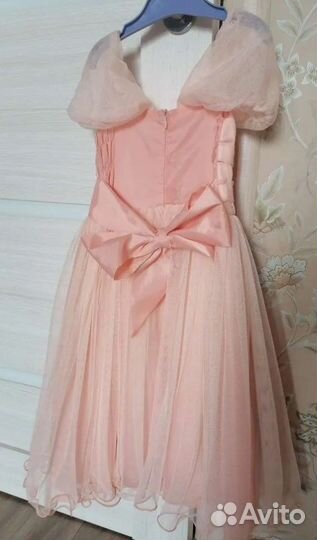 Нарядное платье для девочки