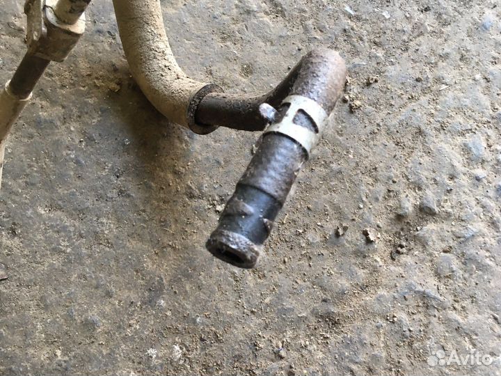 Suzuki grand vitara Трубка гура