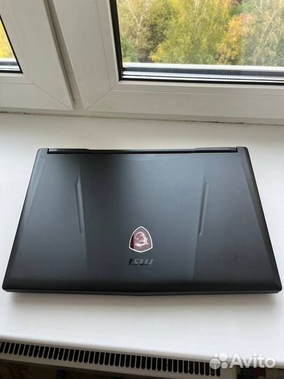 Ноутбук msi gl63 8rd