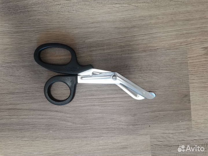 Ножницы тактические медицинские
