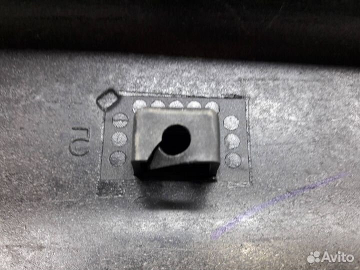 Обшивка двери задка Chevrolet Niva 21236 2009