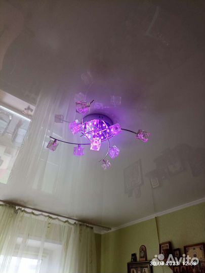 Люстра потолочная светодиодная с пультом