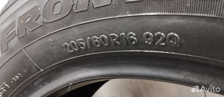 Toyo Observe Ice-Freezer 205/60 R16