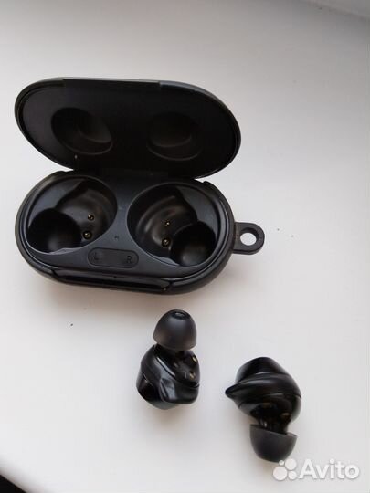 Беспроводные наушники samsung buds plus