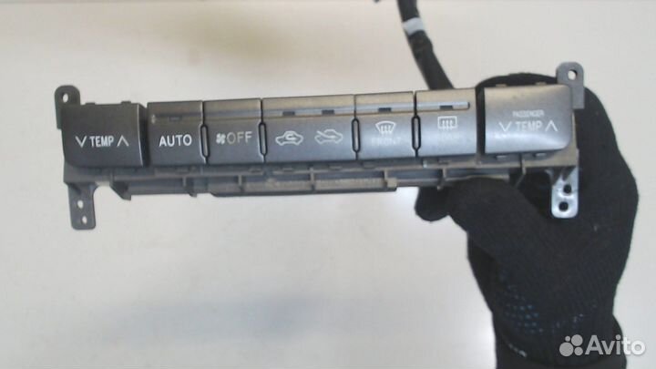 Переключатель отопителя Lexus GX, 2004