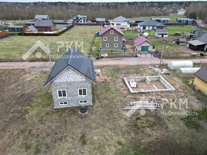 Дом 148 м² на участке 6 сот.