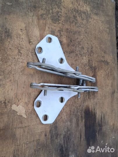 Петля капота Renault Laguna 1 2.0