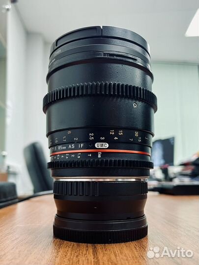 Samyang 85mm t/1.5 Canon EF