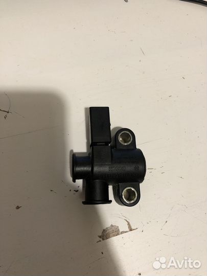 Клапан перепускной Mercedes-Benz 611