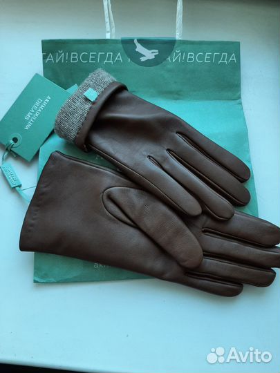 Перчатки женские кожаные новые