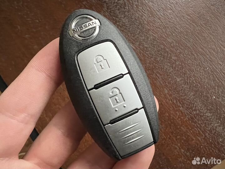Смарт-ключ зажигания Nissan
