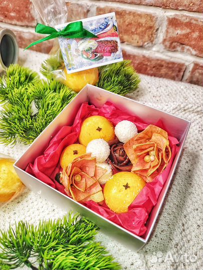 Мандарины из зефира с мармеладом