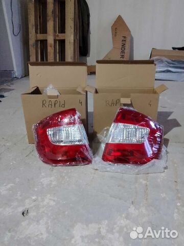 Skoda rapid задняя левая фонарь правый