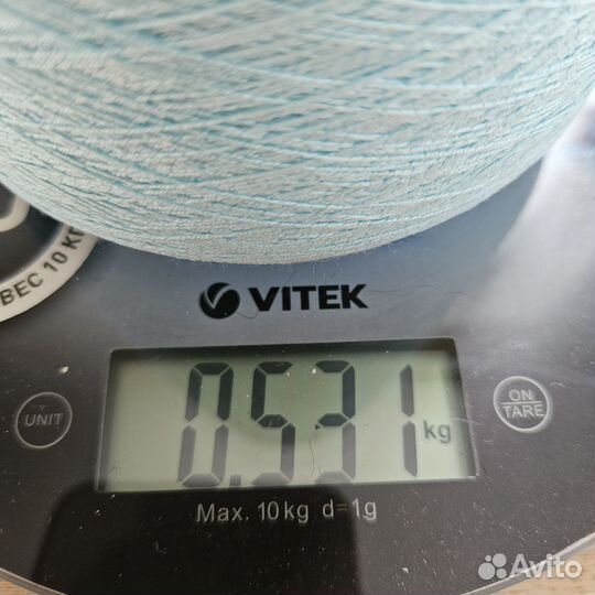 Пряжа для вязания и журналы