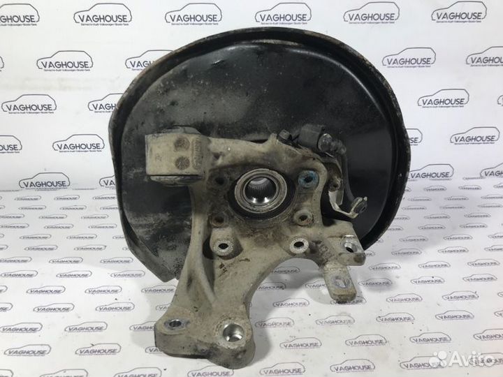 Кулак поворотный задний правый Audi A6 C6 3.2 BYU