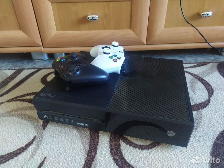 Xbox one+ 2 джойстика