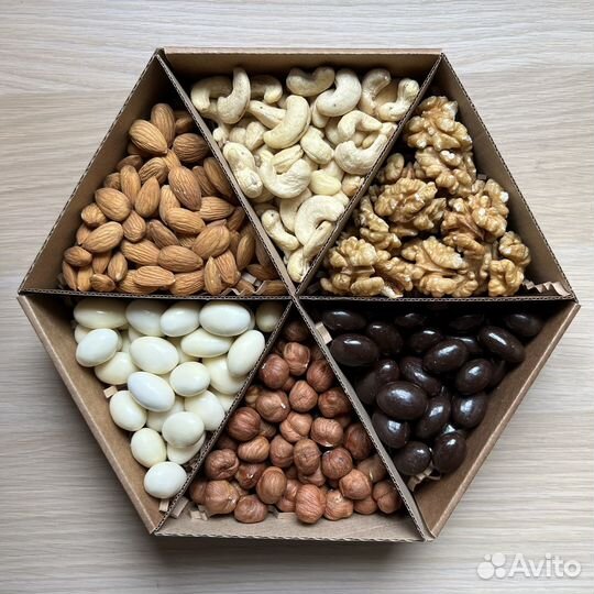 Подарочный набор орехов