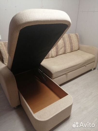 Угловой диван