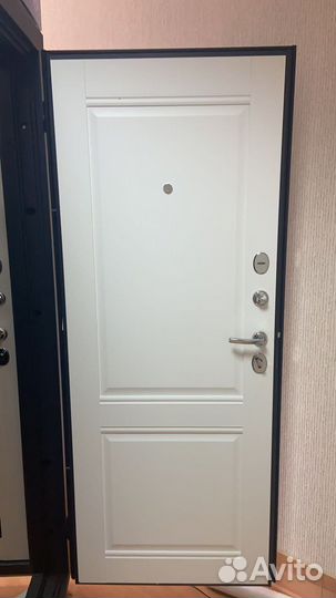 Дверь входная металлическая
