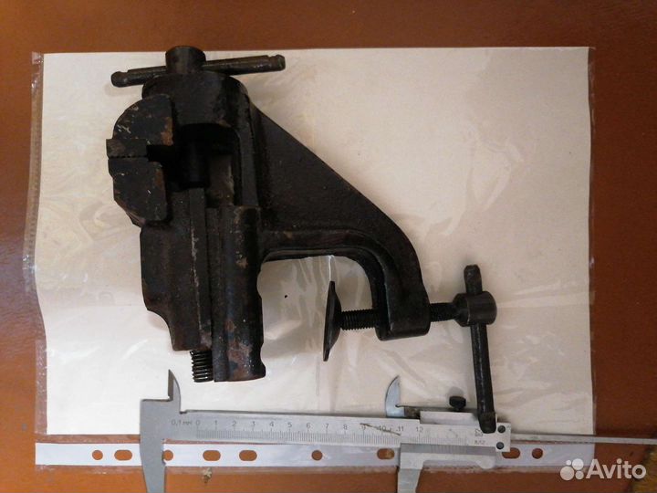 Тиски слесарные СССР малые