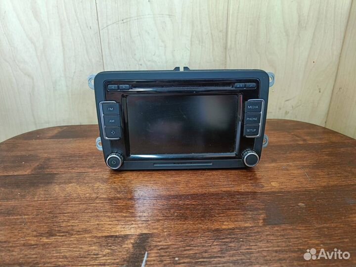 Магнитола штатная VW Passat CC