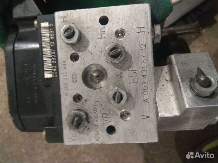 Mercedes Benz w220 s600 ABS a0034318712