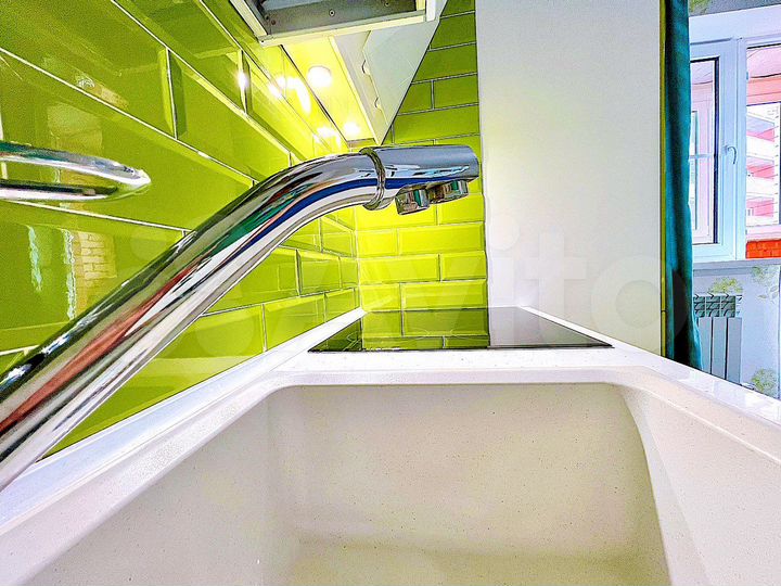 2-к. квартира, 65 м², 8/17 эт.