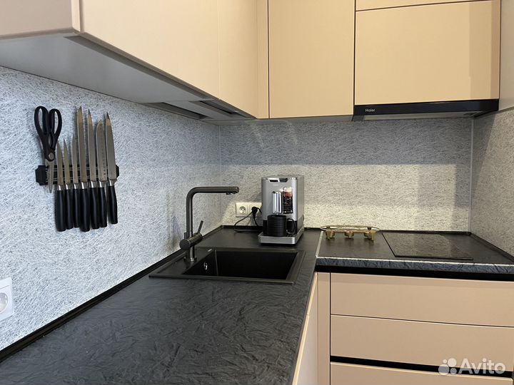 Угловая кухня с антресолями (цена за всю кухню)ксп