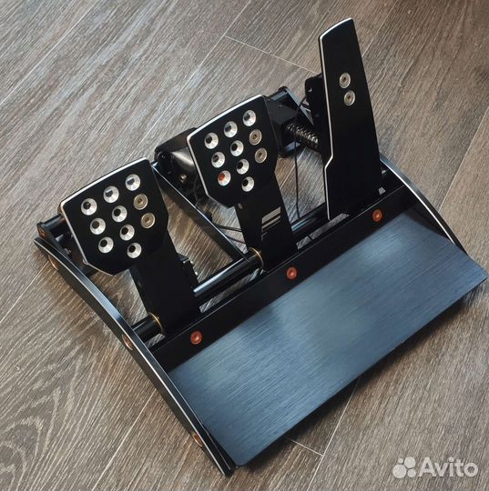 Педали Fanatec ClubSport Pedals V3