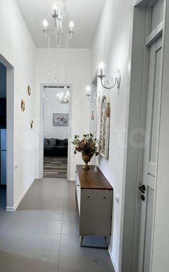 3-к. квартира, 72 м², 1/2 эт.