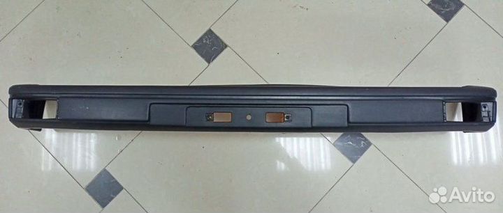 Передний бампер Toyota Starlet Iii P70