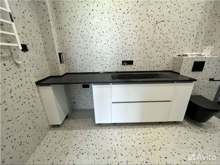 Угловая столешница из камня