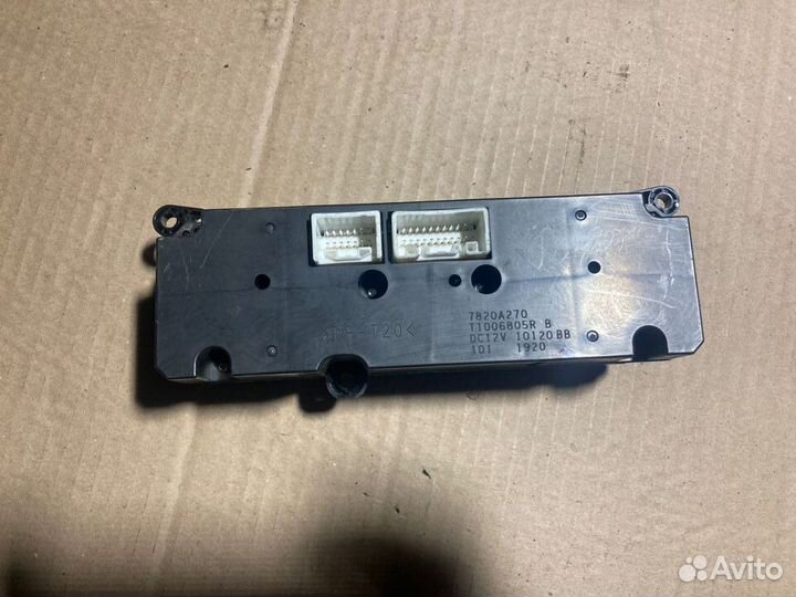 Блок управления климатом Mitsubishi Pajero Sport 2