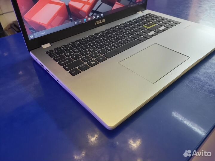 Ноутбук Asus Celeron N4020