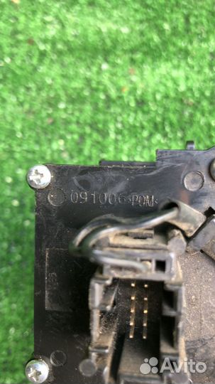 Переключатель стеклоочистителей Chery M11