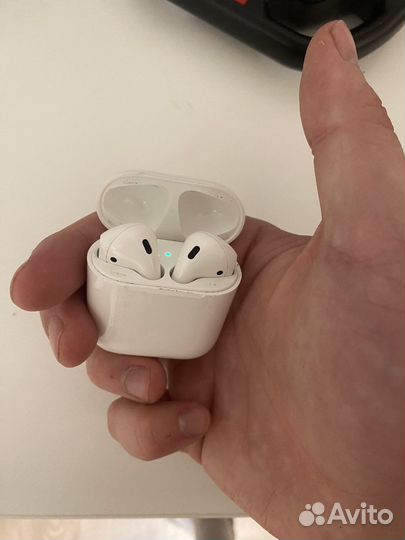 Airpods 1
