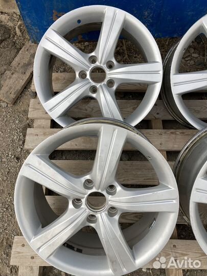 Литые диски r17 (557)