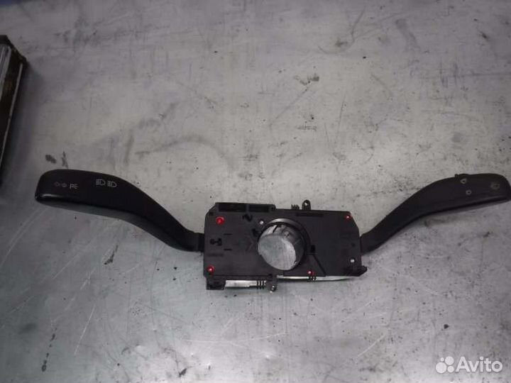 Подрулевой переключатель Volkswagen Polo хэтчбек