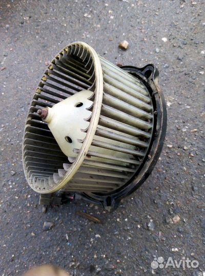 Моторчик отопителя (печки) на Geely Otaka