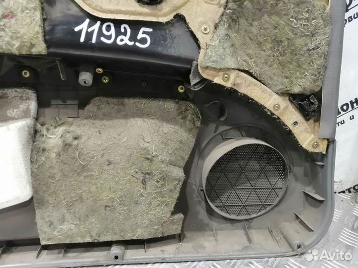 Обшивка передней правой двери Chevrolet Lacetti