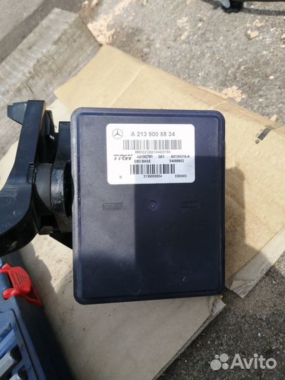 Блок ABS (насос) Mercedes-Benz E-Class W213